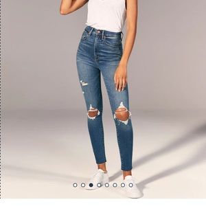Abercrombie & Fitch ultra high rise super skinny 29 short 8 in dark distressed